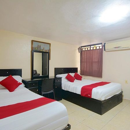Oyo Hotel Bicentenario Τάμπικο Εξωτερικό φωτογραφία